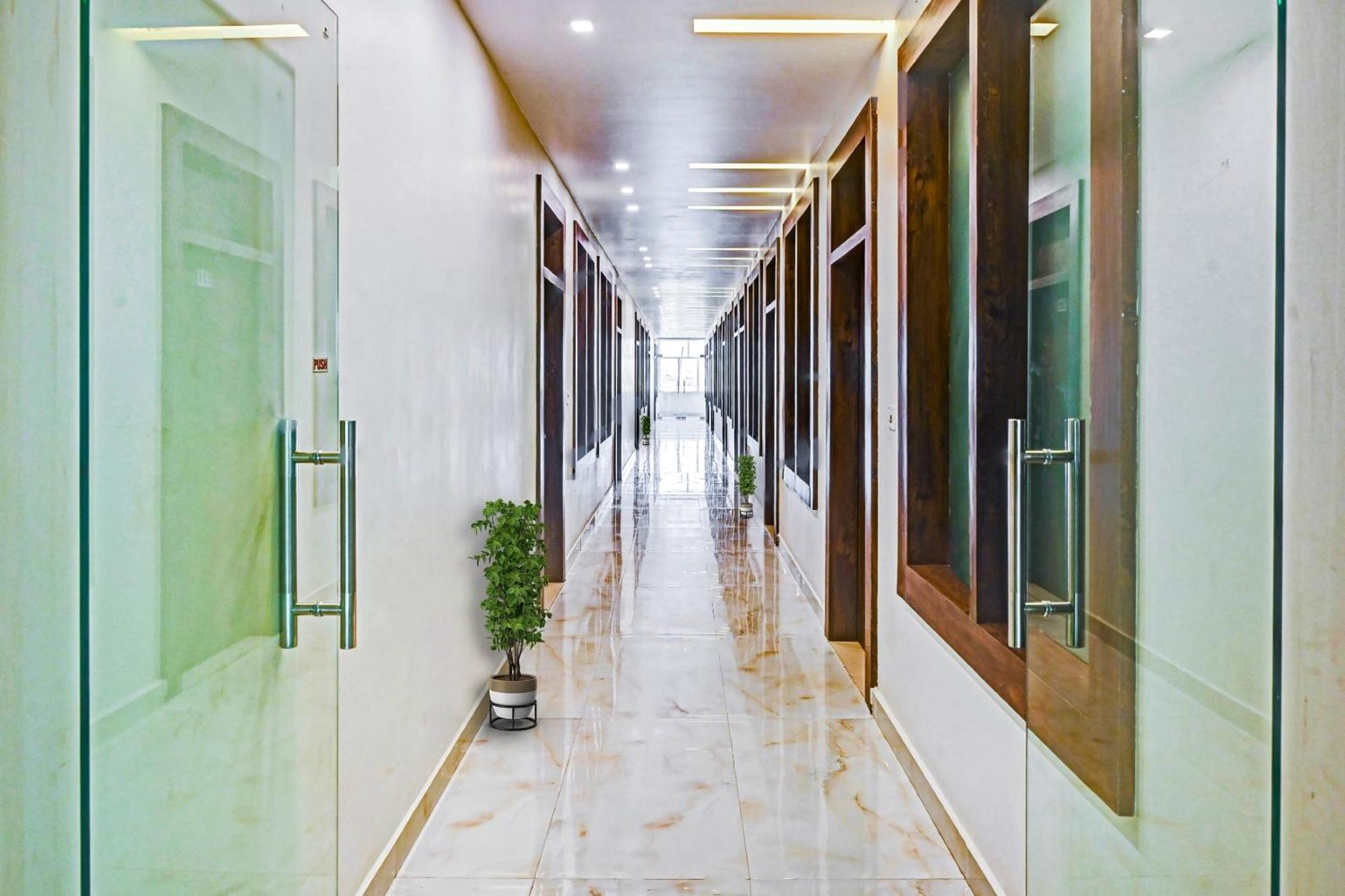 Sangam International Group Of Hotels Αλλαχαμπάντ Εξωτερικό φωτογραφία
